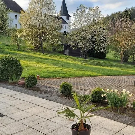 Apartment Am Eifelsteig Vulkaneifel-auszeit *