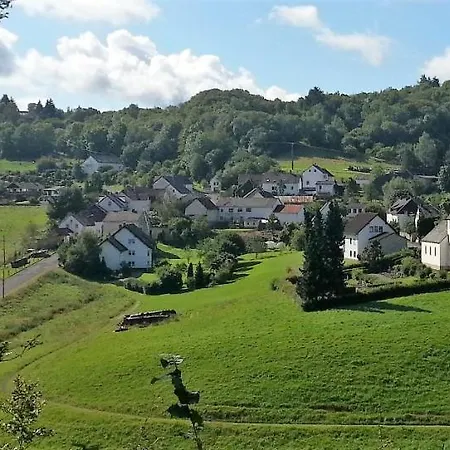 Am Eifelsteig Vulkaneifel-auszeit Üdersdorf