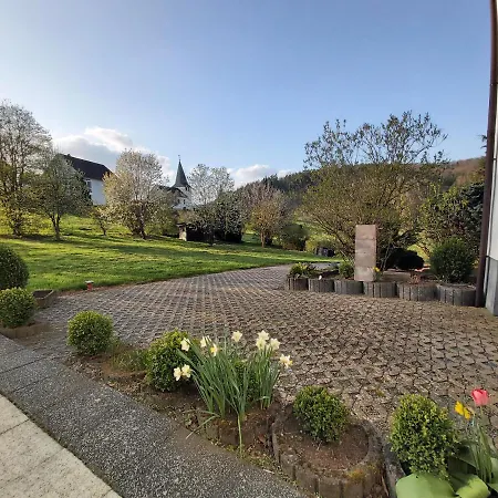 Apartment Am Eifelsteig Vulkaneifel-auszeit