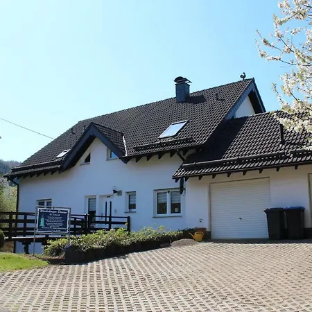 Am Eifelsteig Vulkaneifel-auszeit Apartment