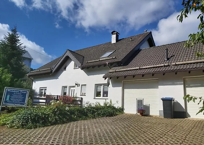 Апартаменты Am Eifelsteig Vulkaneifel-auszeit